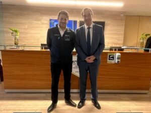 Ministro de Energía conoció diversas inquietudes locales