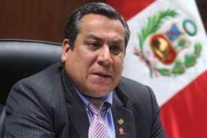 Gustavo Adrianzén, exministro de Ollanta Humala, asume como el nuevo premier de Perú
