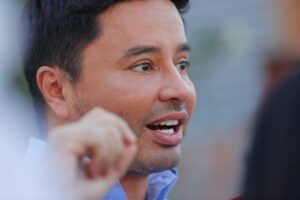 Carter dijo no entender “contradicciones” de Matthei