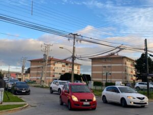 Peatón resultó atropellado en concurrida avenida de Punta Arenas
