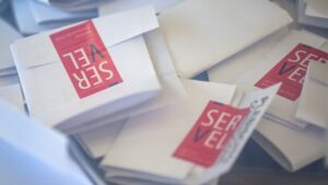Servel propondrá hacer las elecciones en dos días