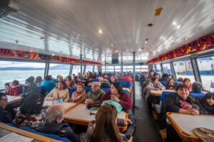 Vecinos de Puerto Natales vivieron una tarde turística