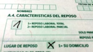 Mujer denuncia que Caja le ha retenido sueldo durante un mes