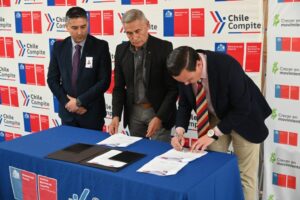 SLEP firmó convenio con el IND para promover la actividad física