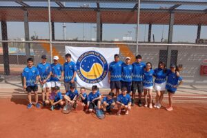 Magallánicos ya se encuentran en Santiago participando del Nacional Escolar de Tenis
