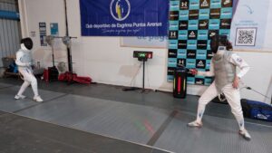 Realizan muestra de esgrima en Zona Franca