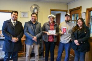 Emprendedora dio a conocer a las autoridades el café al paso más austral del mundo