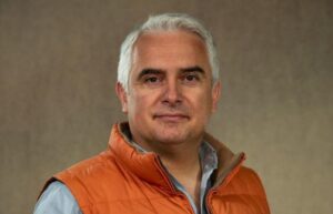 Claudio Flores: “Nuestro costo de vida será aún mayor que el actual”.