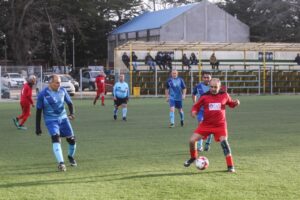 Reñidos partidos y goles para todos los gustos tuvo la nueva fecha del futbolito senior