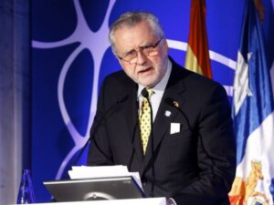 CDE se querelló por fraude de 12.800 millones de pesos