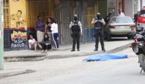 Narcos asesinan a cinco turistas “por error”