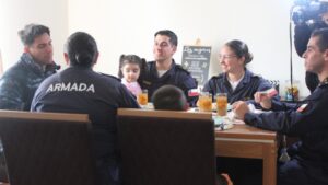 Juan Pablo Queraltó conoció las labores de los Fareros del Fin del Mundo
