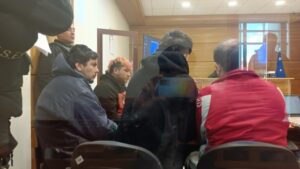 Cuatro “artistas de la calle” fueron detenidos cuando robaban con carros de supermercado