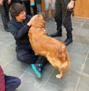 Perritos visitaron el Centro de Capacitación Laboral