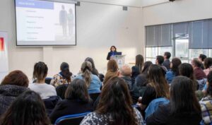 Capacitan a profesionales de la Salud en Puerto Williams