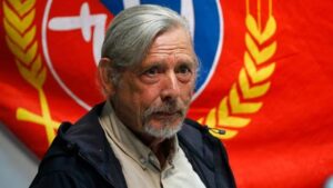Partido Comunista propone al padre de la ministra Vallejo como candidato a alcalde