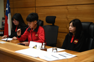 Estudiantes simularon  juicios en el Tribunal  Oral de Punta Arenas