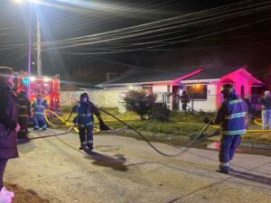 Fuego afectó a una vivienda en la población Las Naciones