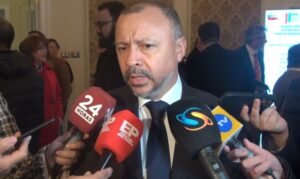 Fiscal de Aysén dijo que pedirá prisión preventiva para exfiscal de Natales