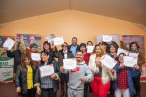 Escuela de Oficios de Natales certificó a 55 alumnas tras cursar talleres