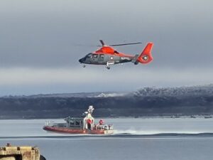 Grupo aeronaval realizó demostración de rescate