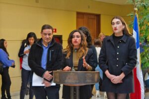 Diputada Morales y Frente Amplio piden abordar presunta colusión de oxígeno