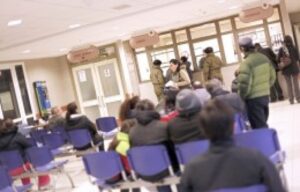 Hospital prepara plan de contingencia para evitar largas horas en urgencia