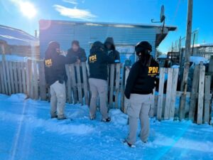 Ocho extranjeros fueron detectados con permanencia irregular en sector de “tomas”