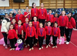 Club GRD Magallanes destacó en el primer Zonal Austral de gimnasia rítmica 2024