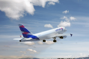 Latam tendrá cerca de 400 vuelos a la Región de Magallanes