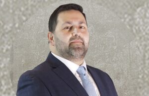 Alcaldesa de Natales no va a la reelección y el oficialismo nomina a un militante DC
