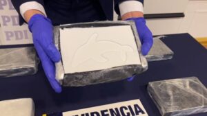 Dos ciudadanos extranjeros quedaron en prisión por tráfico de cocaína