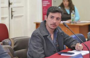 “La tarea que tenemos es disputar espacios democráticos, particularmente la alcaldía de Punta Arenas”