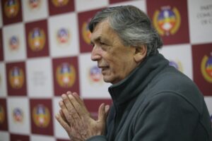 Líderes del oficialismo apuntan a fractura en el PC