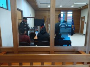 Jóvenes detenidos por lesiones acusan que denunciante los atacó con un cuchillo