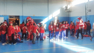 Escuela Hernando de Magallanes celebra sus 56 años