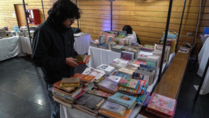 Dos premios nacionales se presentarán hoy en la Feria del Libro “Dinko Pavlov”