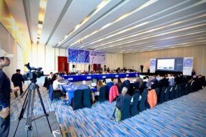 En Punta Arenas continúa la principal reunión mundial de ciencia antártica