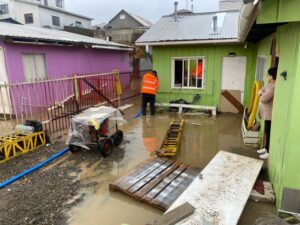 Lluvias inundaron casas de vecinos: “Nadie viene, nadie se hace responsable”