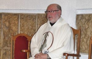A los 89 años falleció el sacerdote salesiano Sergio Body Flores