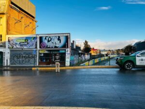 Millonario robo afecta a céntrico local de ropa de Punta Arenas