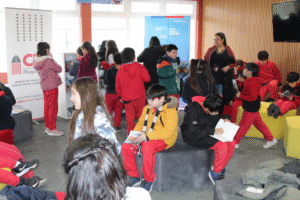 CFT de Magallanes inauguró “punto lector” en Porvenir