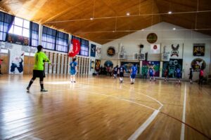 Más de 150 estudiantes animan torneo de futsal