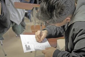 Taller “Creando en 100 palabras” incentivó a estudiantes de UMAG