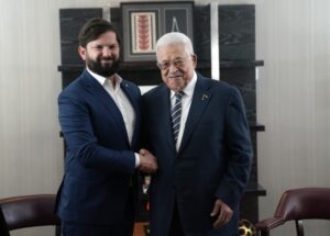 Boric se reunió con líder palestino y desata el malestar de la comunidad judía en Chile