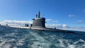 Submarino “General Carrera” realizará entrenamiento en aguas australes