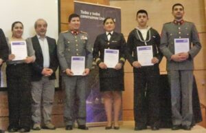 Funcionarios navales culminaron diplomado en Asuntos Antárticos