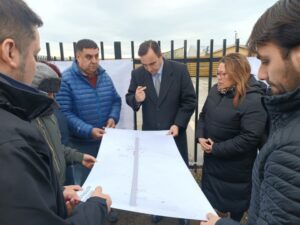 Nueva cara de calle Ovejero en Punta Arenas: considera puente sobre el Llau Llau