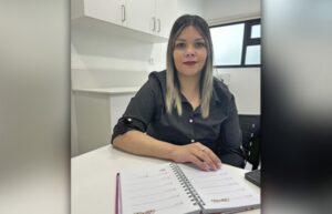 Niña de siete años, hija de chilenos, lleva cinco años sin obtener la nacionalidad