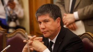 Oposición se alinea para indagar el caso Monsalve con sesión especial y comisión investigadora